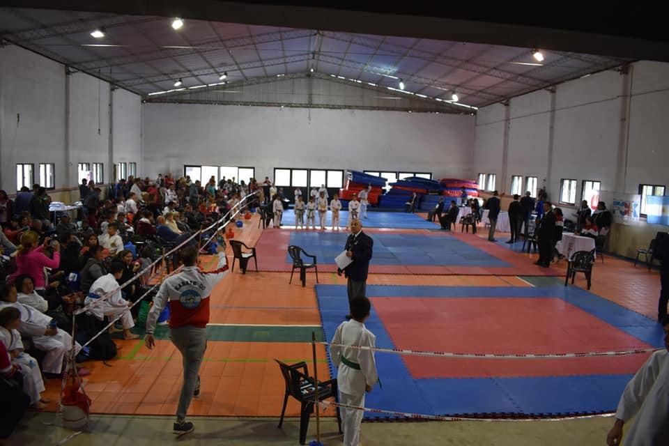 Ronin Kan se hizo fuerte en casa
