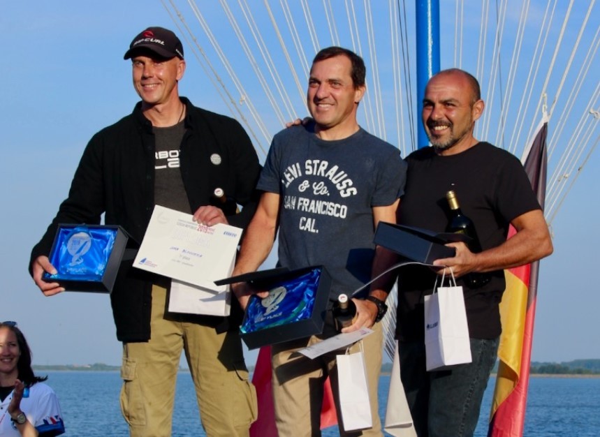 Europeo de Raceboard: ¡García campeón, Lozano de bronce!