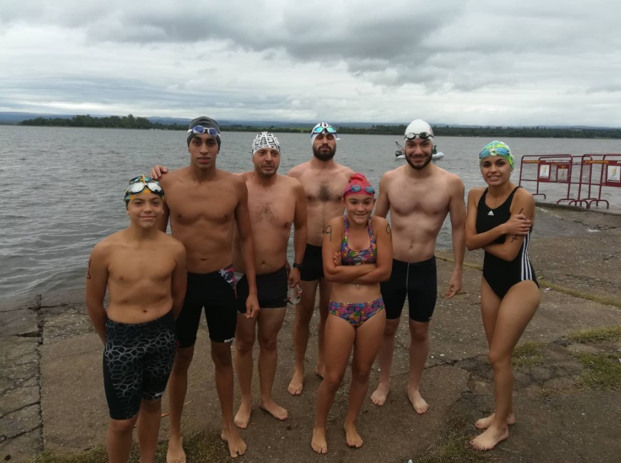 Finde a pura natación