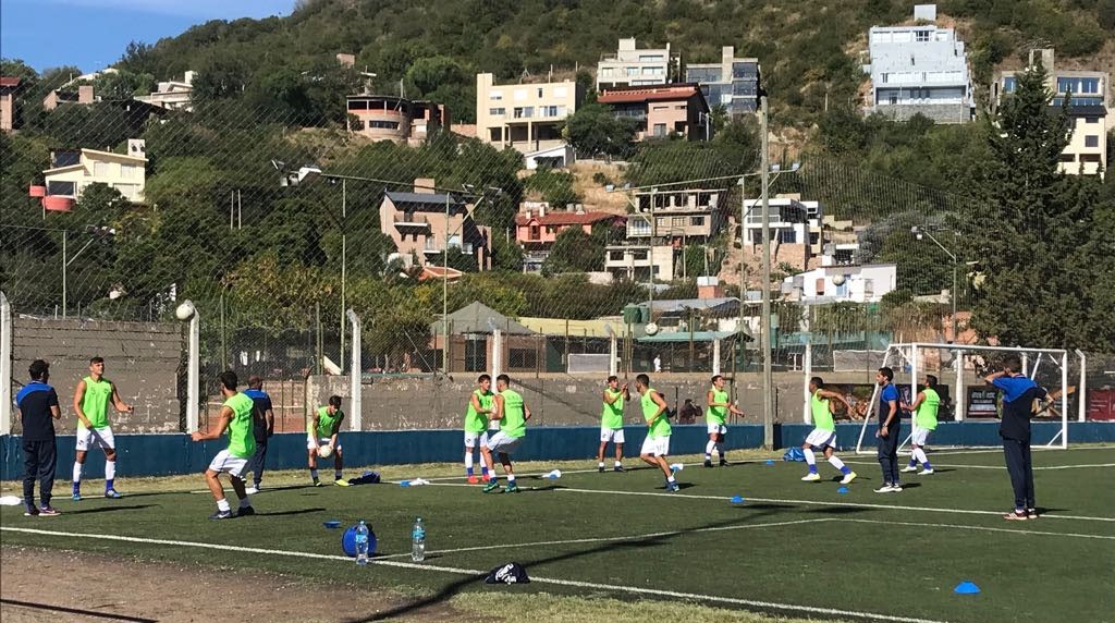 Por el primero en La Lomita 