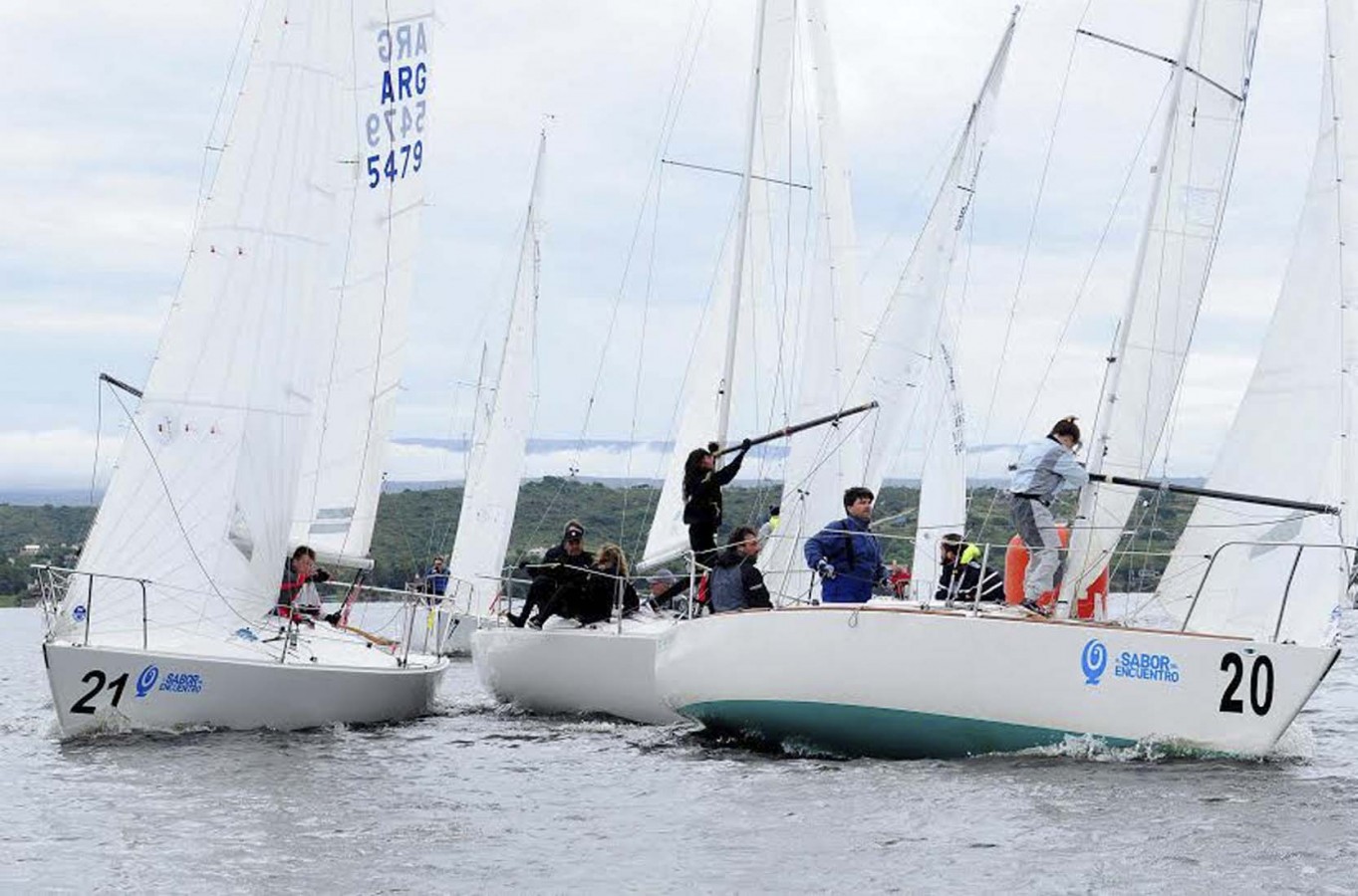 Los gigantes navegaron en el San Roque