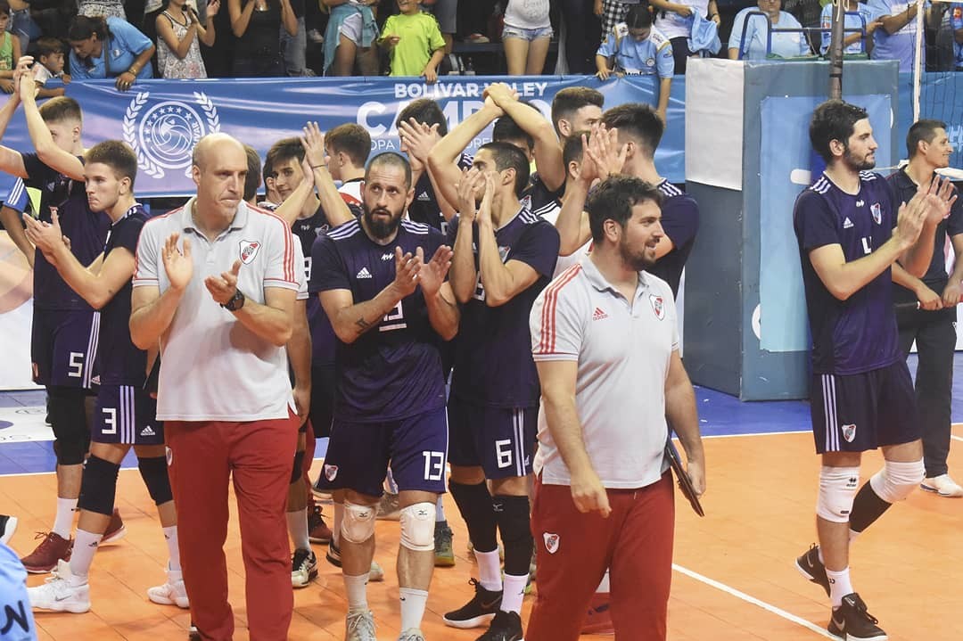 Por todo contra Monteros