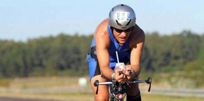 Contreras y Colaizzo completaron un nuevo Medio Ironman