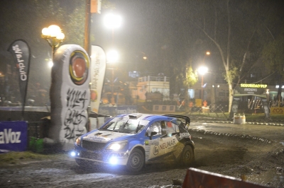 ¿A qué hora es el súper especial de rally en la costanera? 