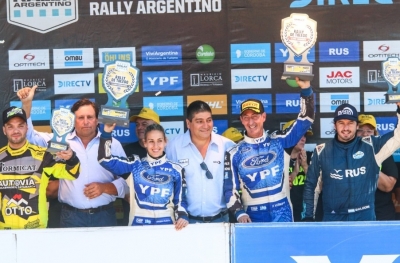 Navegando se hace historia