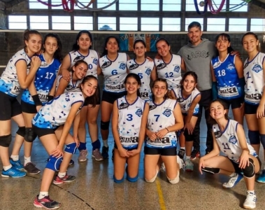 La Sub-17 de Poli sigue trepando