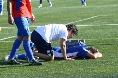 ¿Las canchas de césped sintético provocan lesiones?