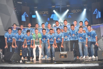 Emotiva presentación de la camiseta de Atlético 