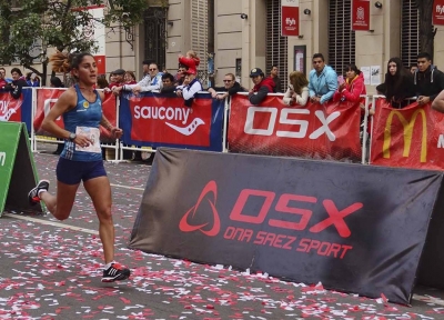 Rosa corre a lo grande 