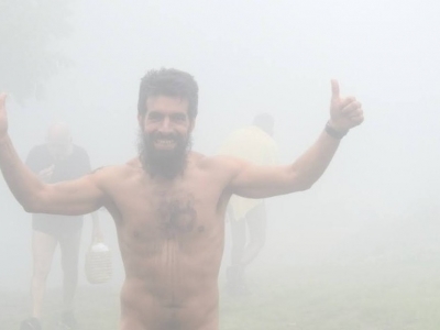 ¡Más de 60 runners en la Maratón Nudista de Yatán Rumi!