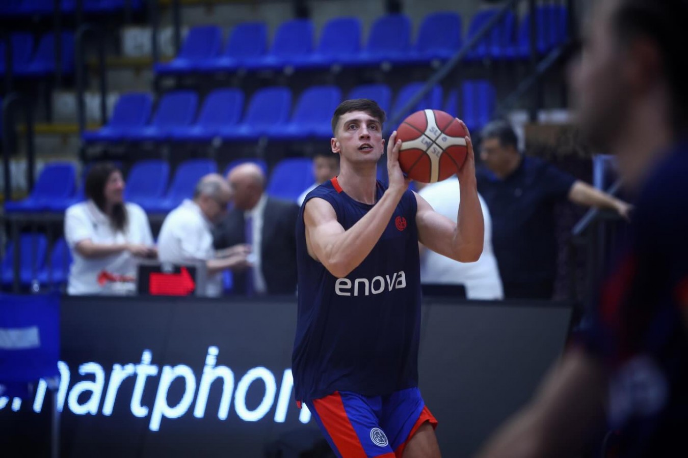 Cristian Cardo brilló ante Obras