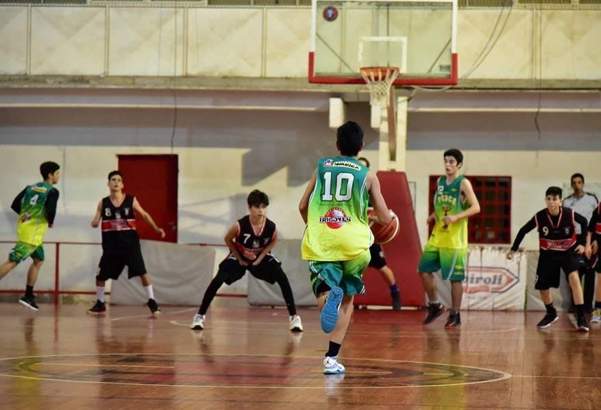 La U19 de Pesca barrió a Matienzo