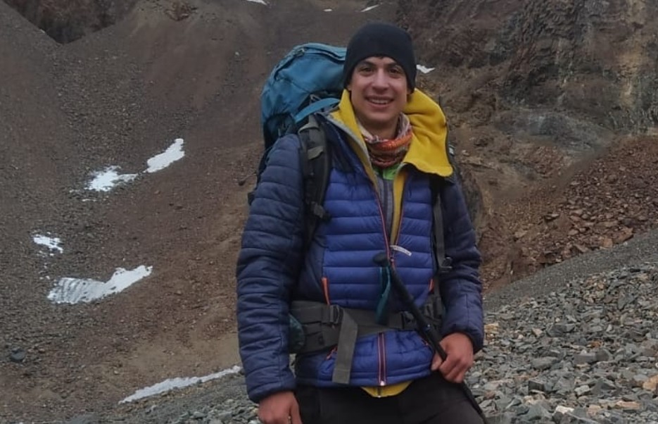 Logro de oro en el plata