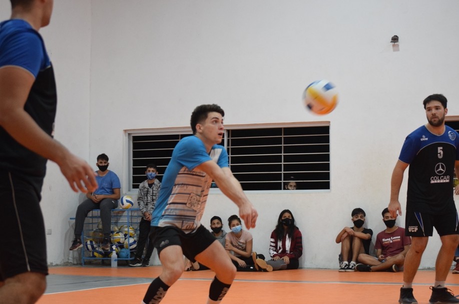 Poli cayó ante La Calera en la primera semifinal 