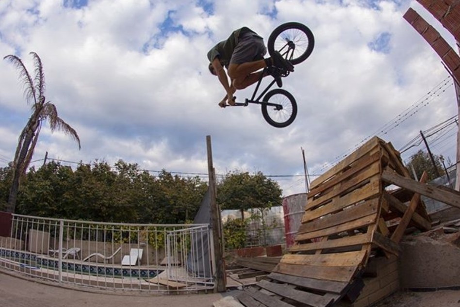 Así ''la rompe'' en casa José Gelatti 