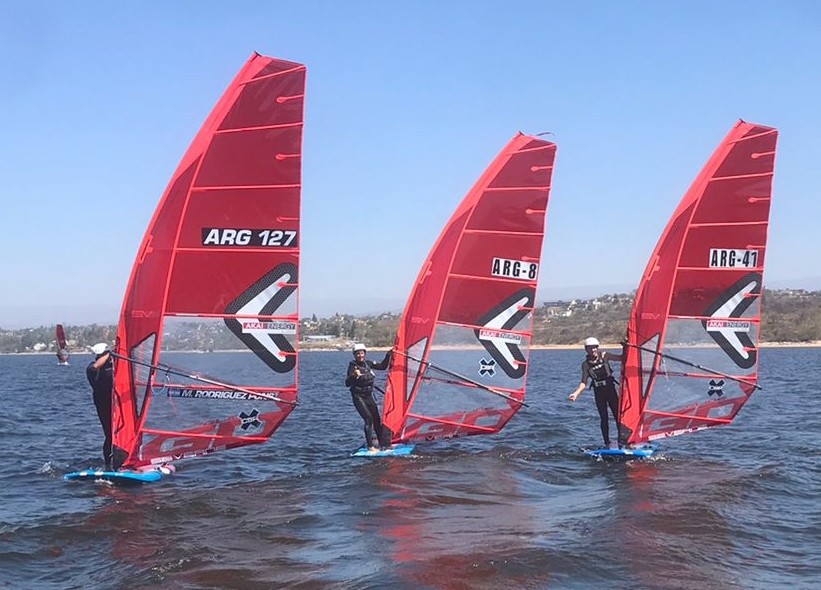 El mejor windsurf del país, en Villa Carlos Paz