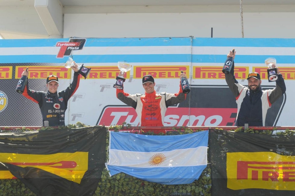 ¡Primera y al podio!