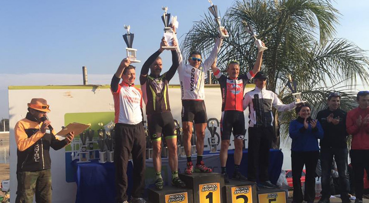 Vuelta con trofeo 