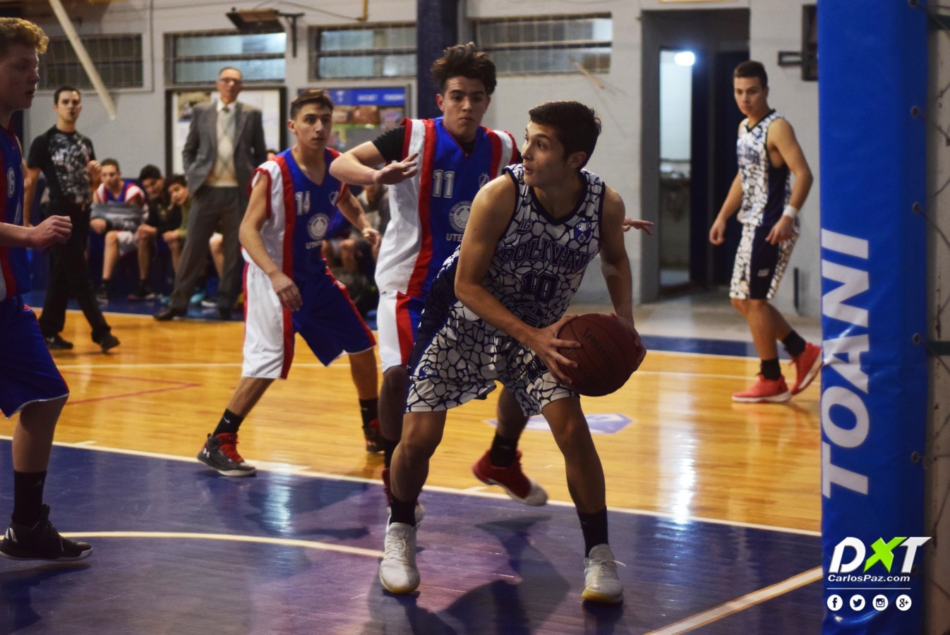 Bolívar quedó al borde del Final Four