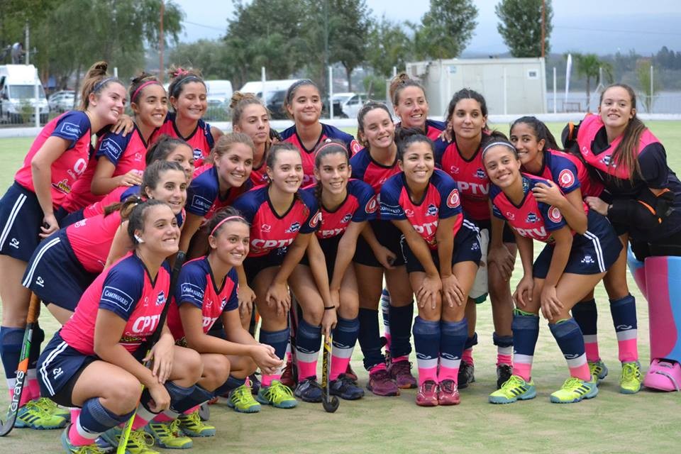 Solito y solo en la punta 