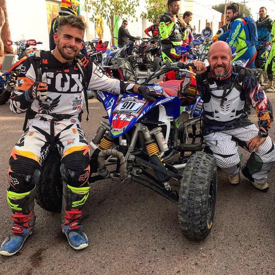 Adrián y Gastón Isola volaron en el Transvelasco