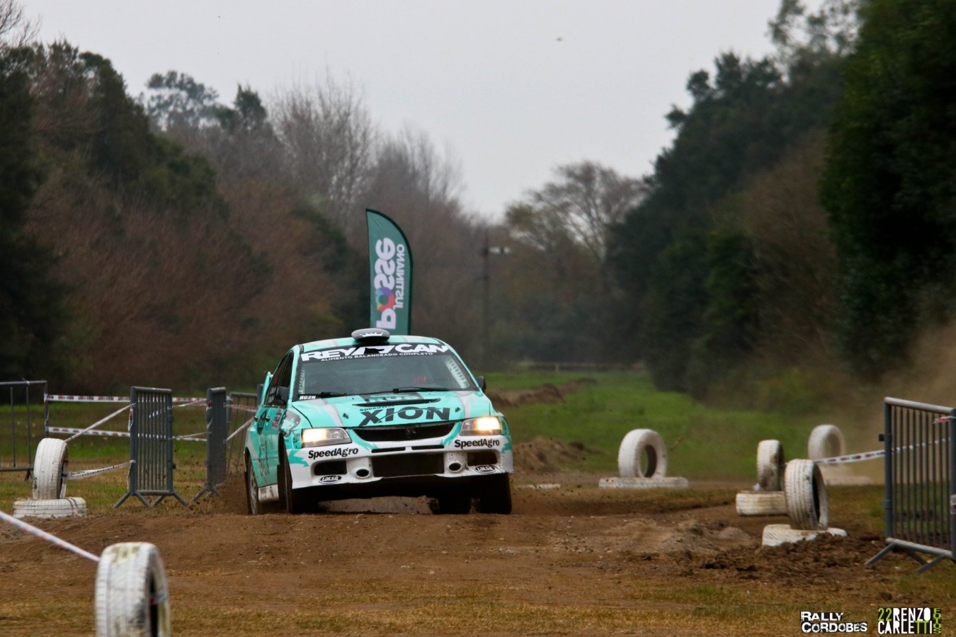 Por la monarquía real