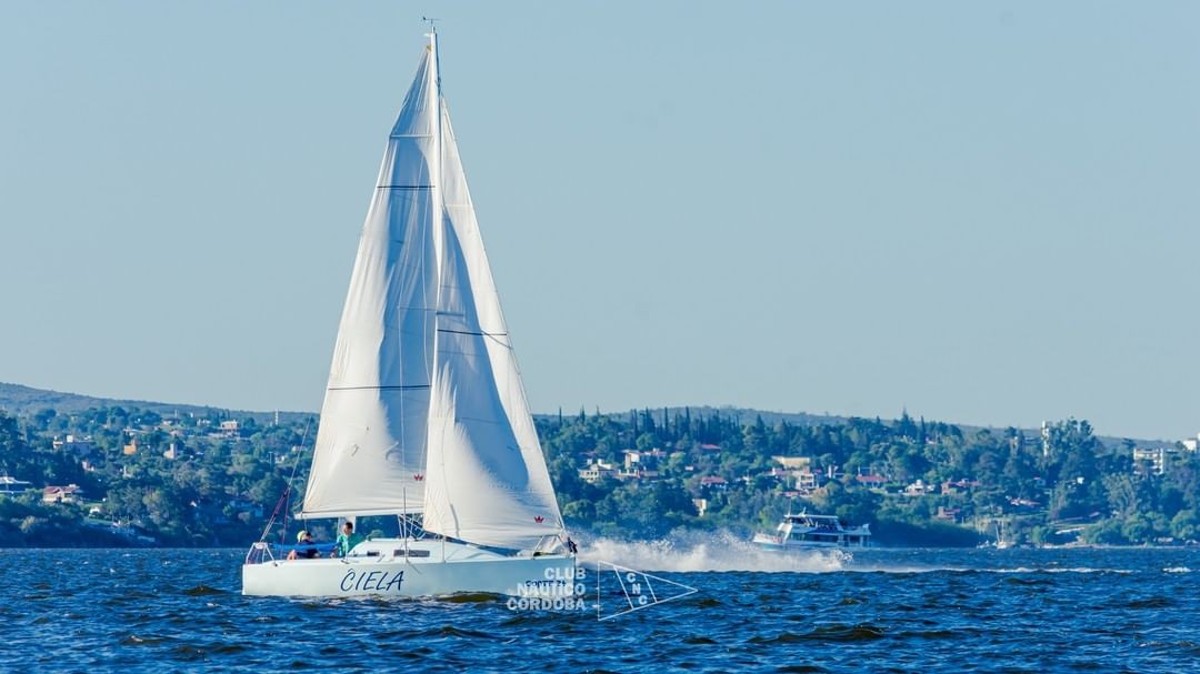 Sailor's Cup de vela en el lago