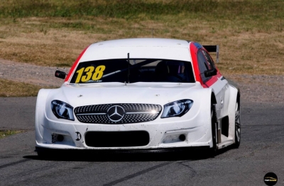 Santiago Piovano debutó en el Top Race Series