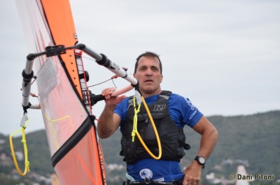 Toros en rodeo ajeno