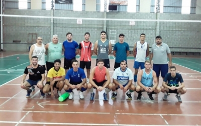 Corzo y Vega ya se sumaron a la ilusión de IMC Voley