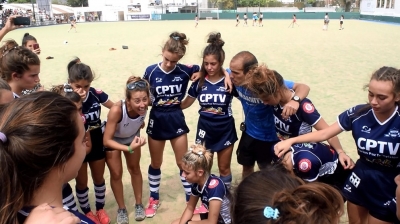 ''Por estar codo a codo con la otra'' 
