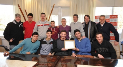 Recibidos como campeones