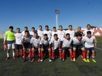 El rojo perdió la punta