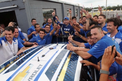 Campeones silenciosos