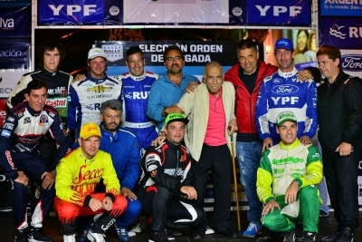 Fiesta y homenaje en la largada del Rally Argentino