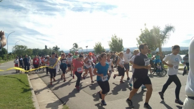Maratón del Día de la Policía en la costanera