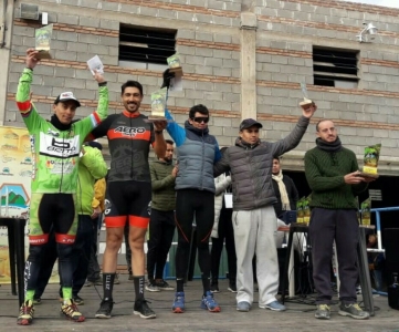 Flores y Basualdo dieron la vuelta 