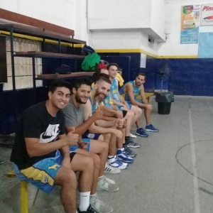 Marche otra para Sarmiento