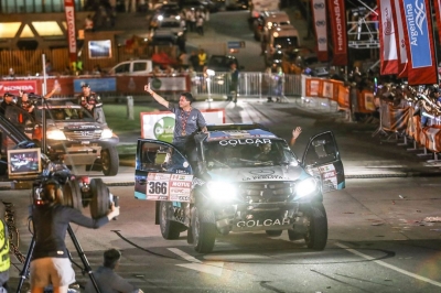 “Le ganamos al Dakar más difícil y peligroso”