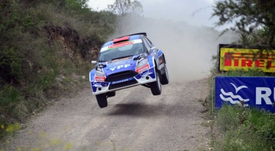 El Coyote pegó primero 